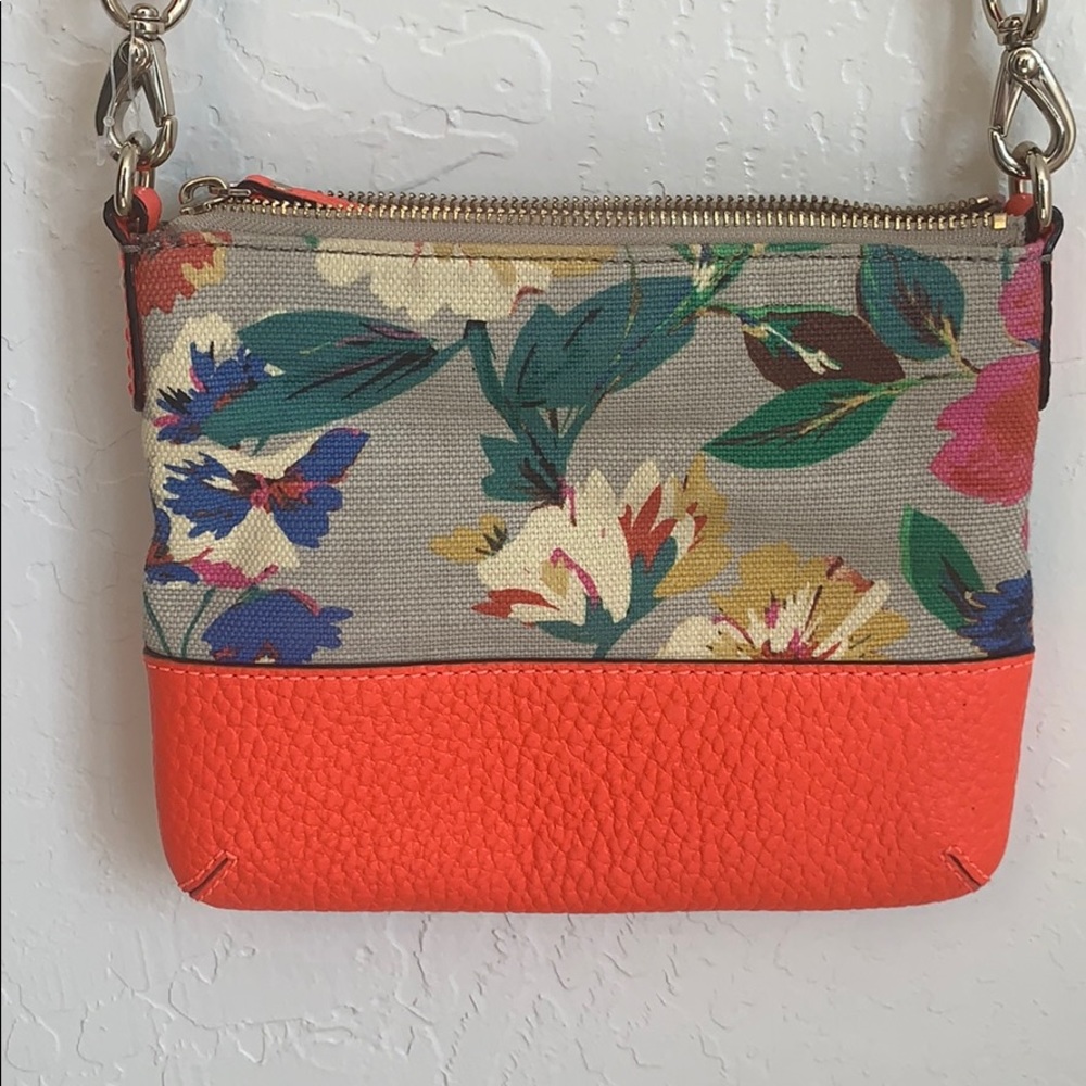 Kate Spade “Grove Court” floral linen crossbody - Picture 5 of 6